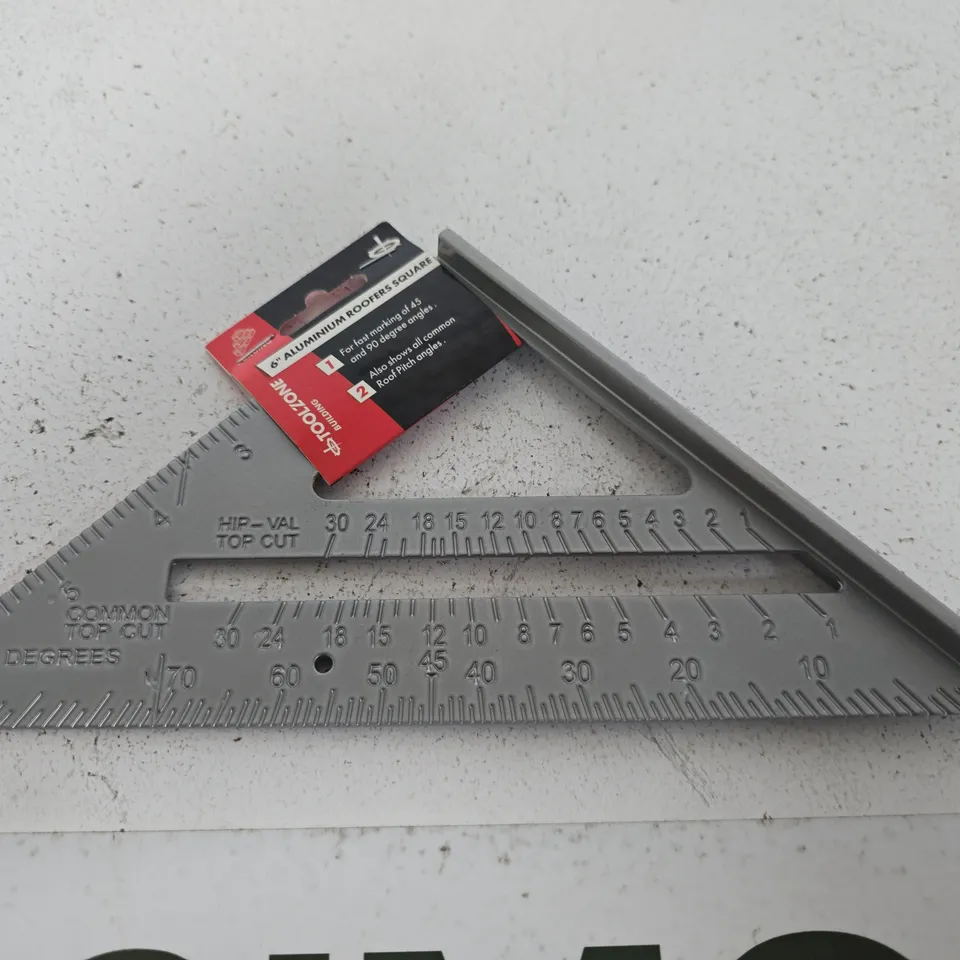ALUMINIUM ROOFERS SQURE 
