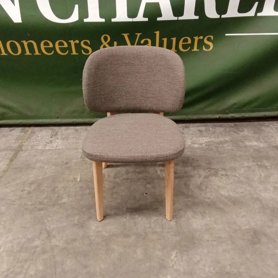 QUALITY DESIGNER DINING CHAIR