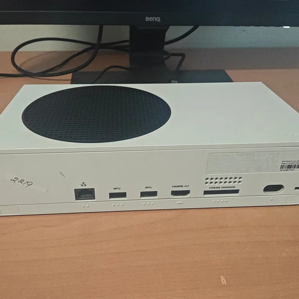 UNBOXED XBOX SERIES S DISC FREE CONSOLE