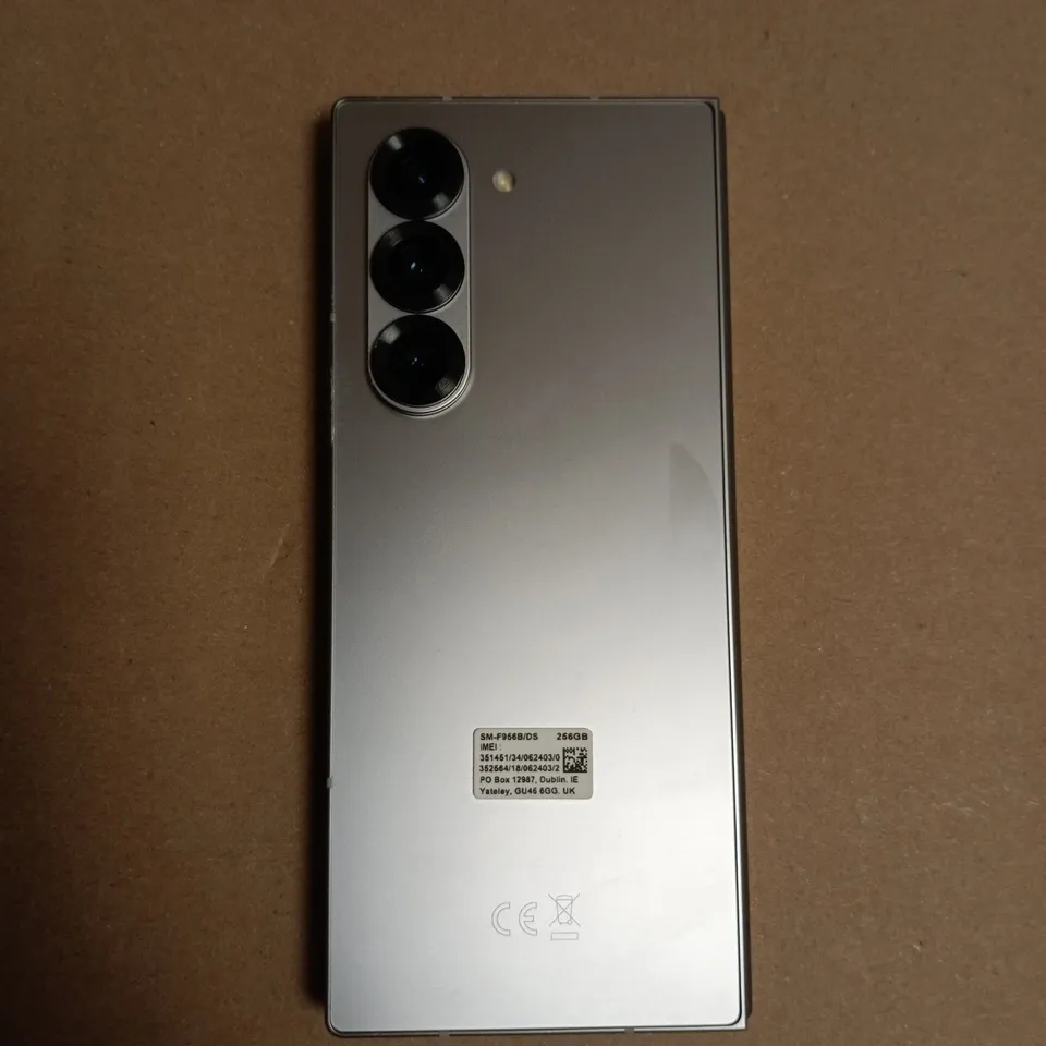 SAMSUNG GALAXY Z FOLD6 MOBILE SMART PHONE