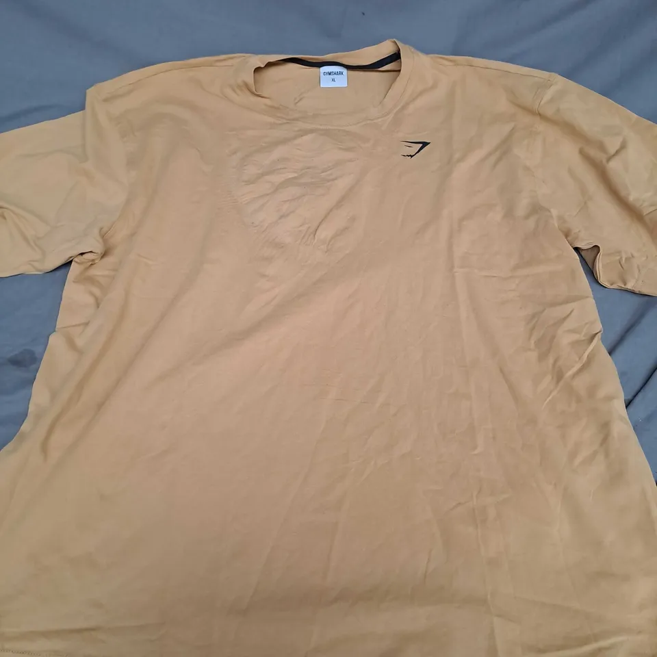 GYMSHARK LOGO TEE IN SAND - XL