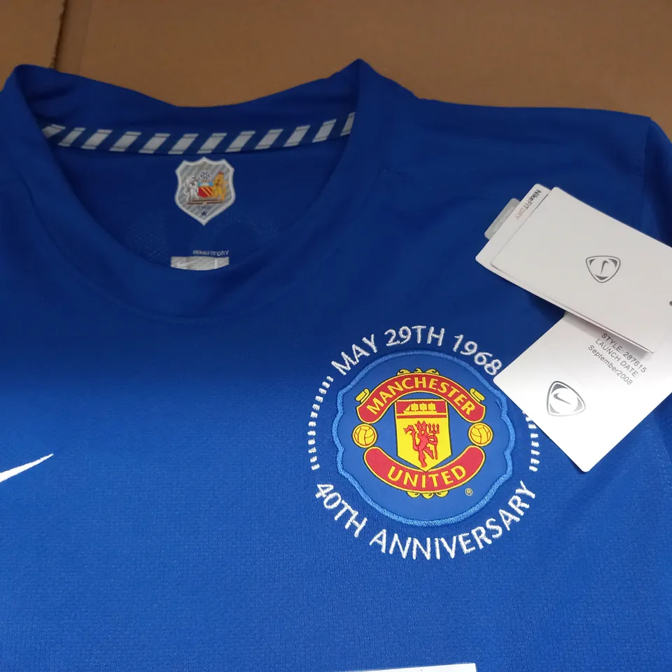 MANCHESTER UNITED 40TH ANNIVERSARY FOOTBALL SHIRT - L