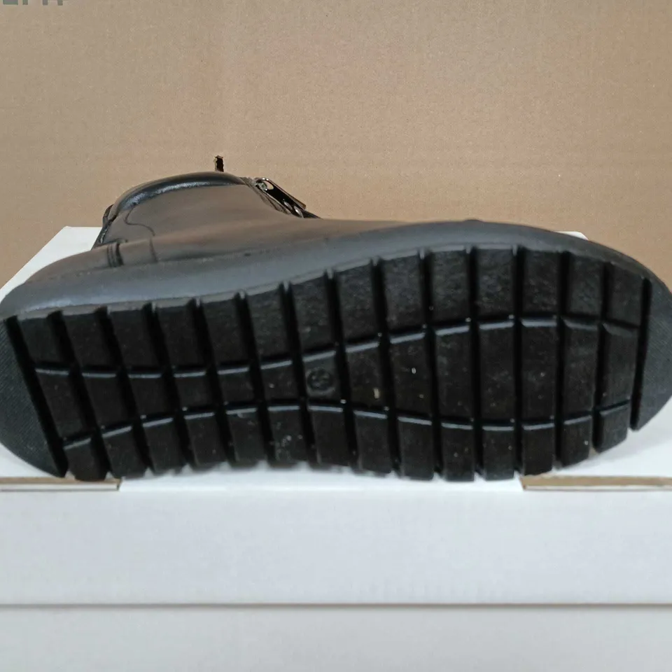 BOXED PAIR OF LOTUS BLACK LEATHER COMBAT BOOTS - UK SIZE 3