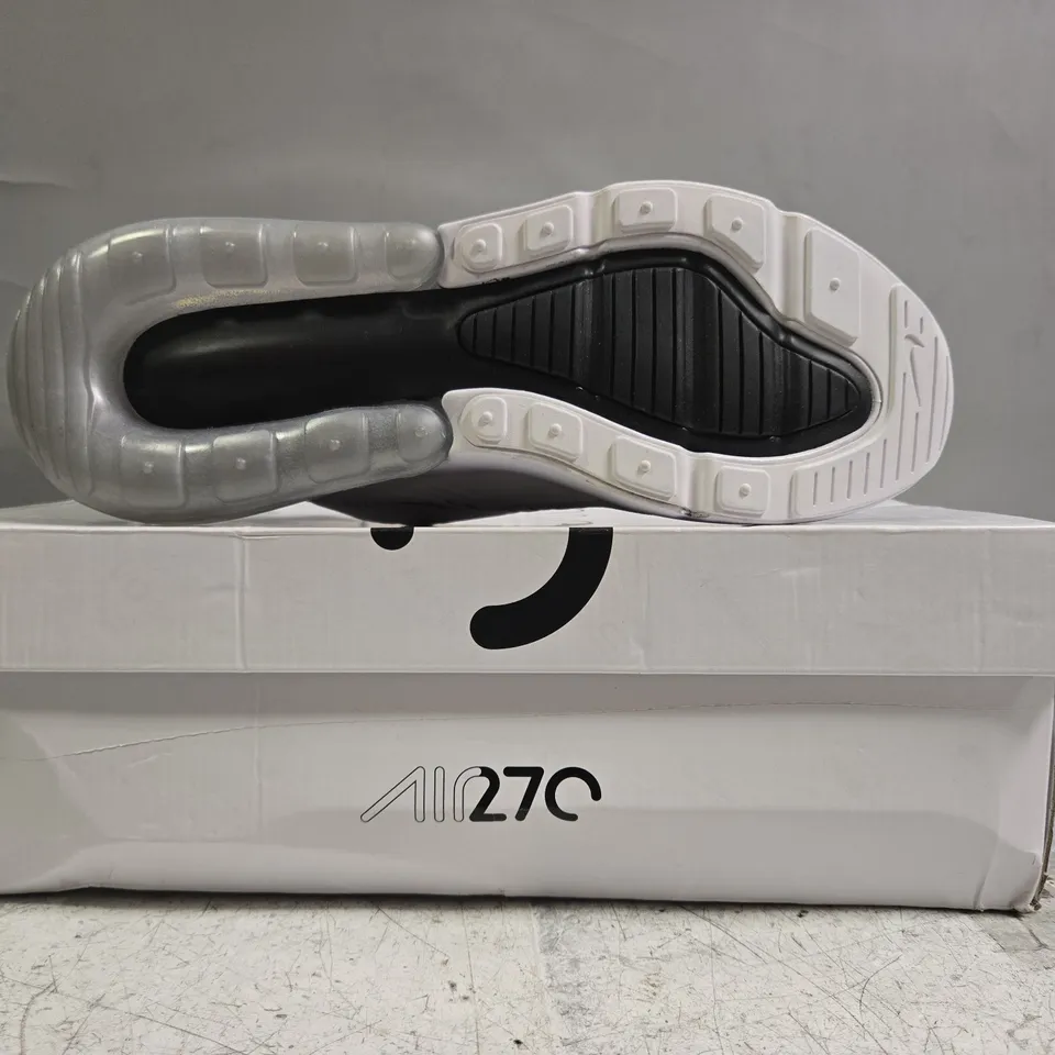 BOXED PAIR OF NIKE AIR MAX 270 SHOES IN WHITE/BLACK SIZE UK 7.5