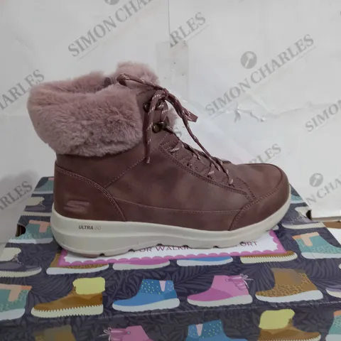 SKECHERS GLACIAL ULTRA COZYLY BOOTS, MAUVE - SIZE 6.5
