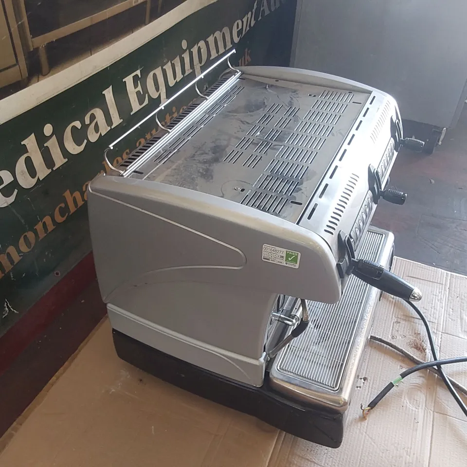 LA SPAZIALE CAFFE D'AUTONE 2 GROUP COMMERCIAL COFFEE MACHINE
