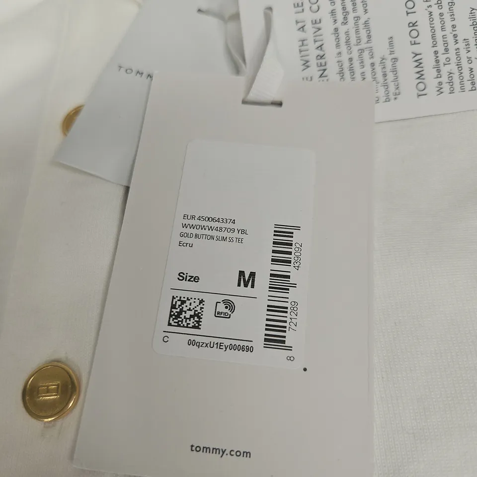 TOMMY HILFIGER WOMENS MEDIUM WHITE T SHIRT WITH GOLD BUTTONS TAGGED
