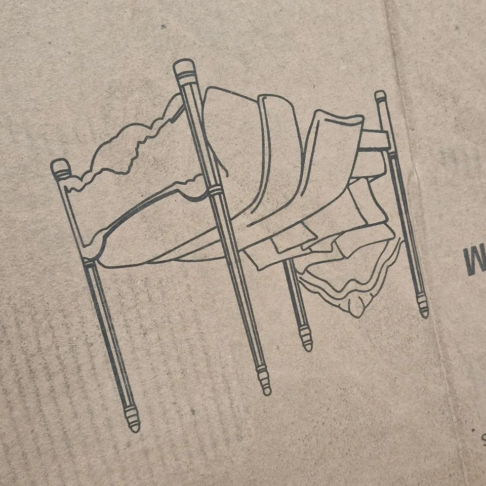 BRAND NEW BOXED HOMESDIRECT 365 FOUR POSTER BED KING SIZE(5 BOXES)