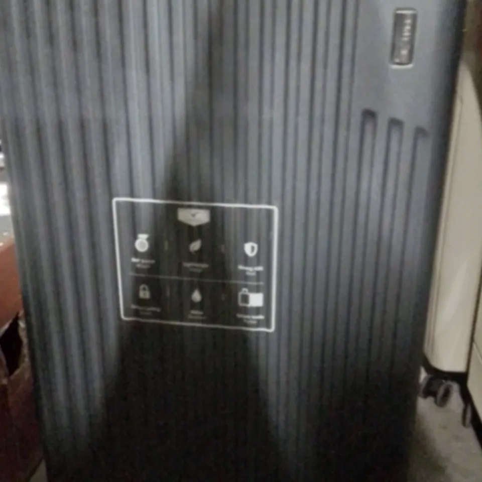 LUGG TRAVEL SUITCASE GUNMETAL