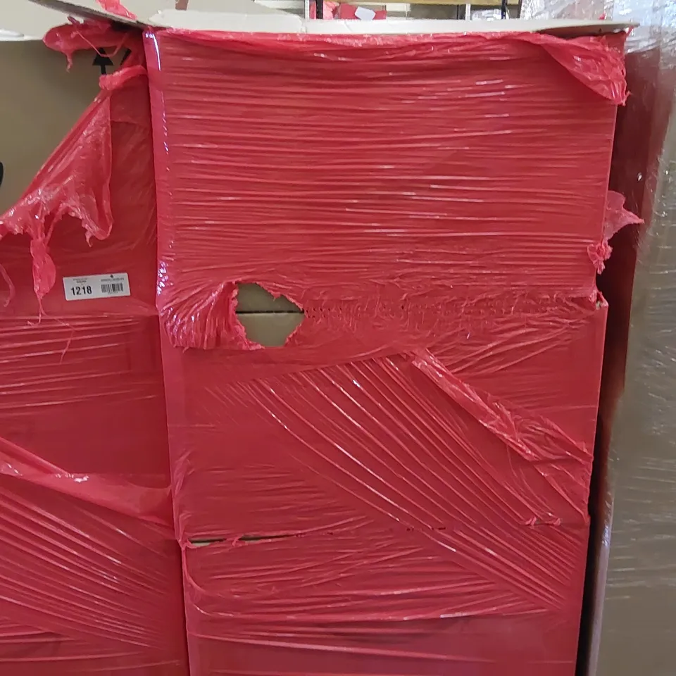 PALLET OF ASSORTED ITEMS INCLUDING: LAUNDRY BASKET, DOG BACKPACK, WATER FILTER, FELT CHRISTMAS TREE, SLIPPERS, WOMEN'S PYJAMAS, 2021 DIARY, PHONE CASE