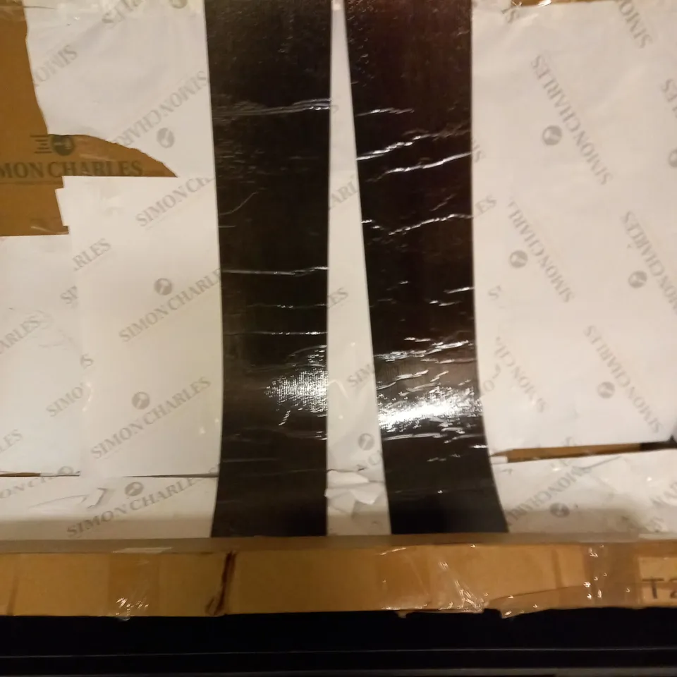 BOX OF APPROXIMATELY 36 FLOORING PANELS (90CM X 16CM) WITH INSTRUCTIONS