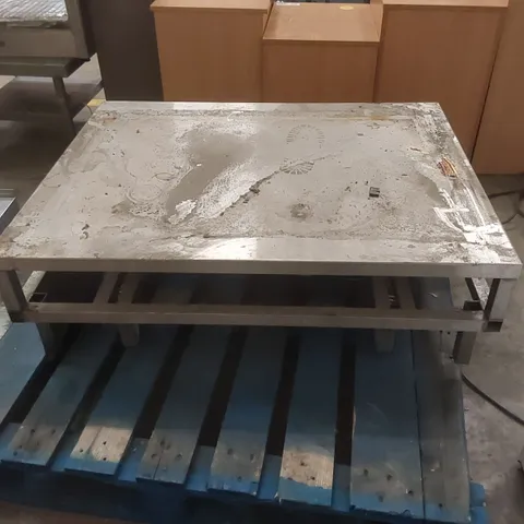 COMMERCIAL STAINLESS PORTABLE PLATFORM 