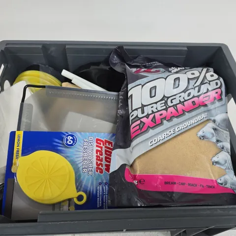 APPROXIMATELY 15 ASSORTED HOUSEHOLD PRODUCTS TO INCLUDE COARSE GROUNDBAIT , DISHWASHER FRESHENER AND TEMPERATURE AND HUMIDITY METER