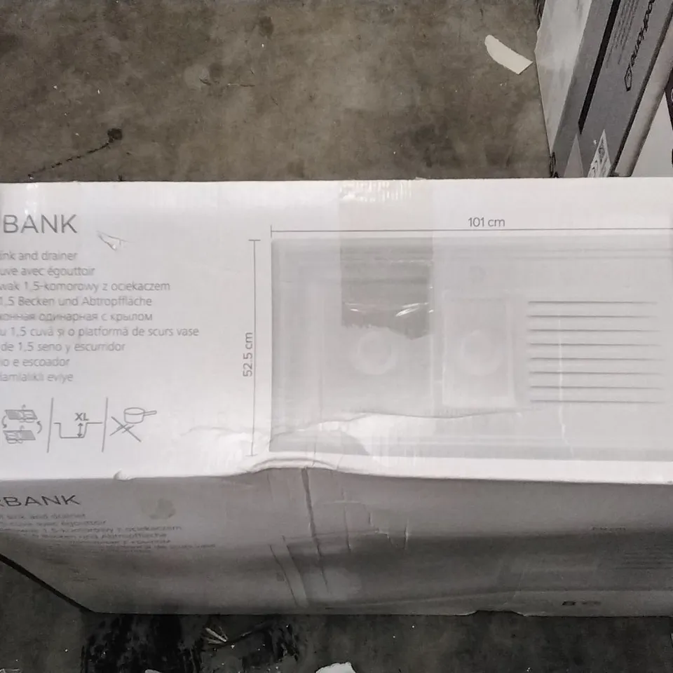 BOXED COOKE & LEWIS BURBANK 1.5 BOWL SINK AND DRAINER