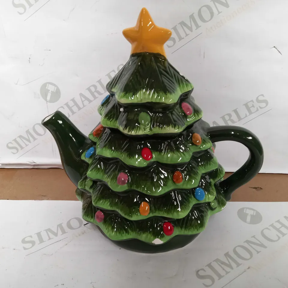 MR NOST TREE TEAPOT 