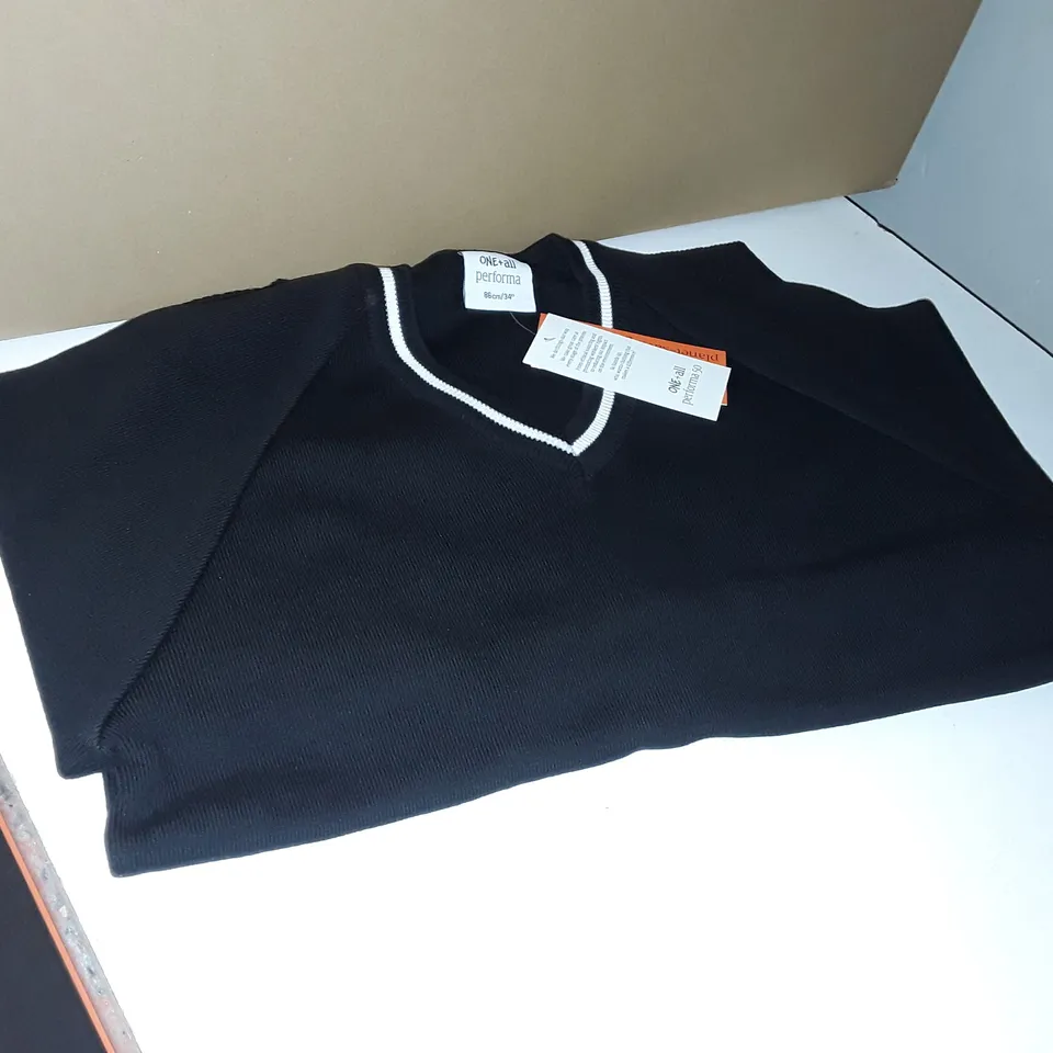 BLACK V-NECK PULLOVER 86CM/34"