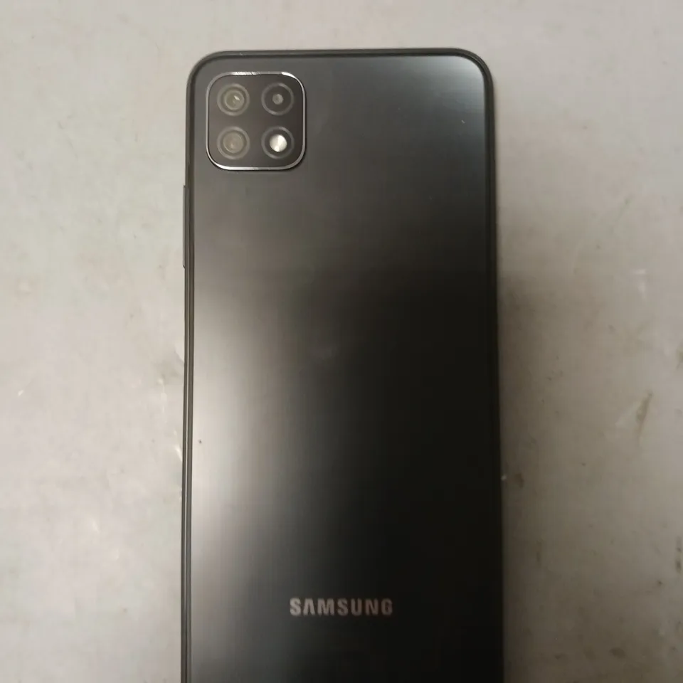 SAMSUNG MOBILE PHONE - MODEL UNSPECIFIED