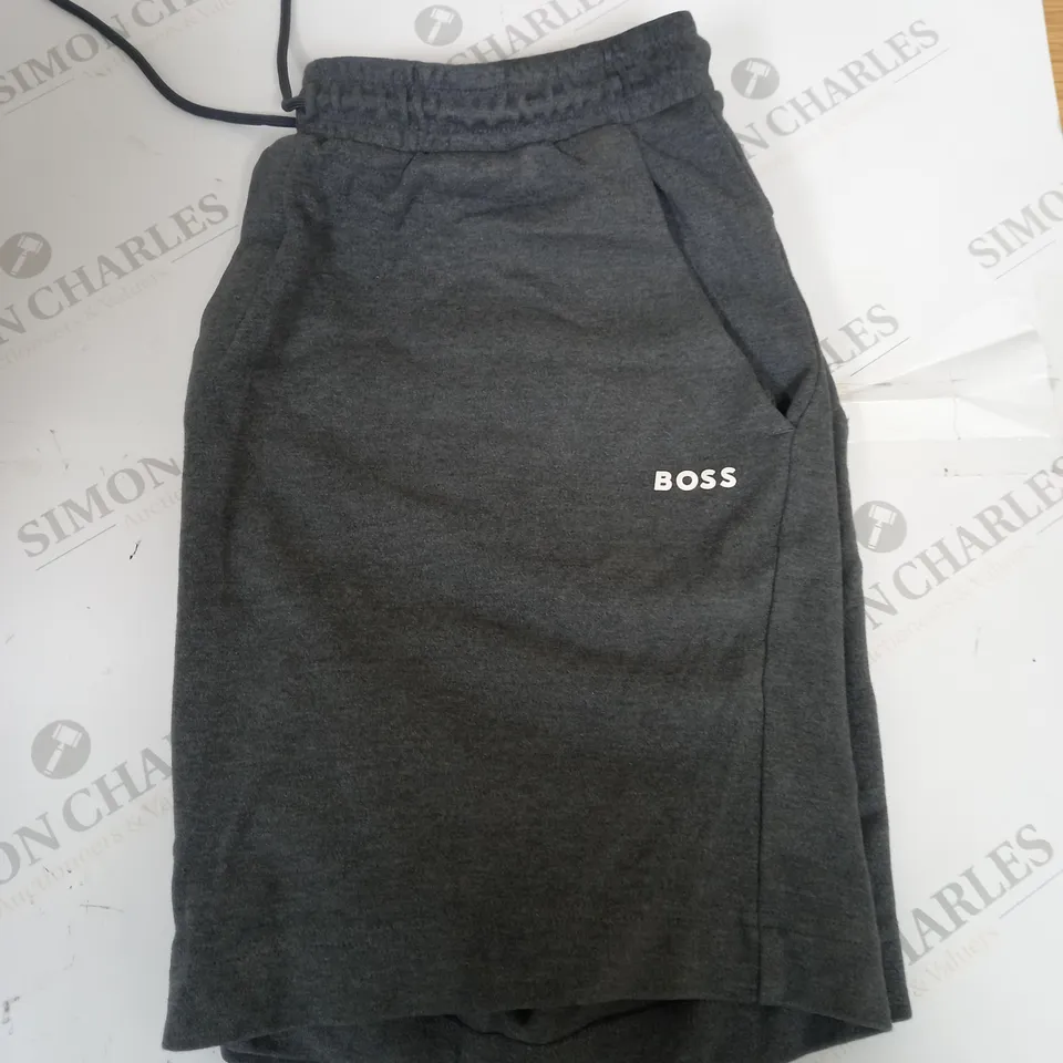 HUGO BOSS FLEECED SHORTS SIZE XL