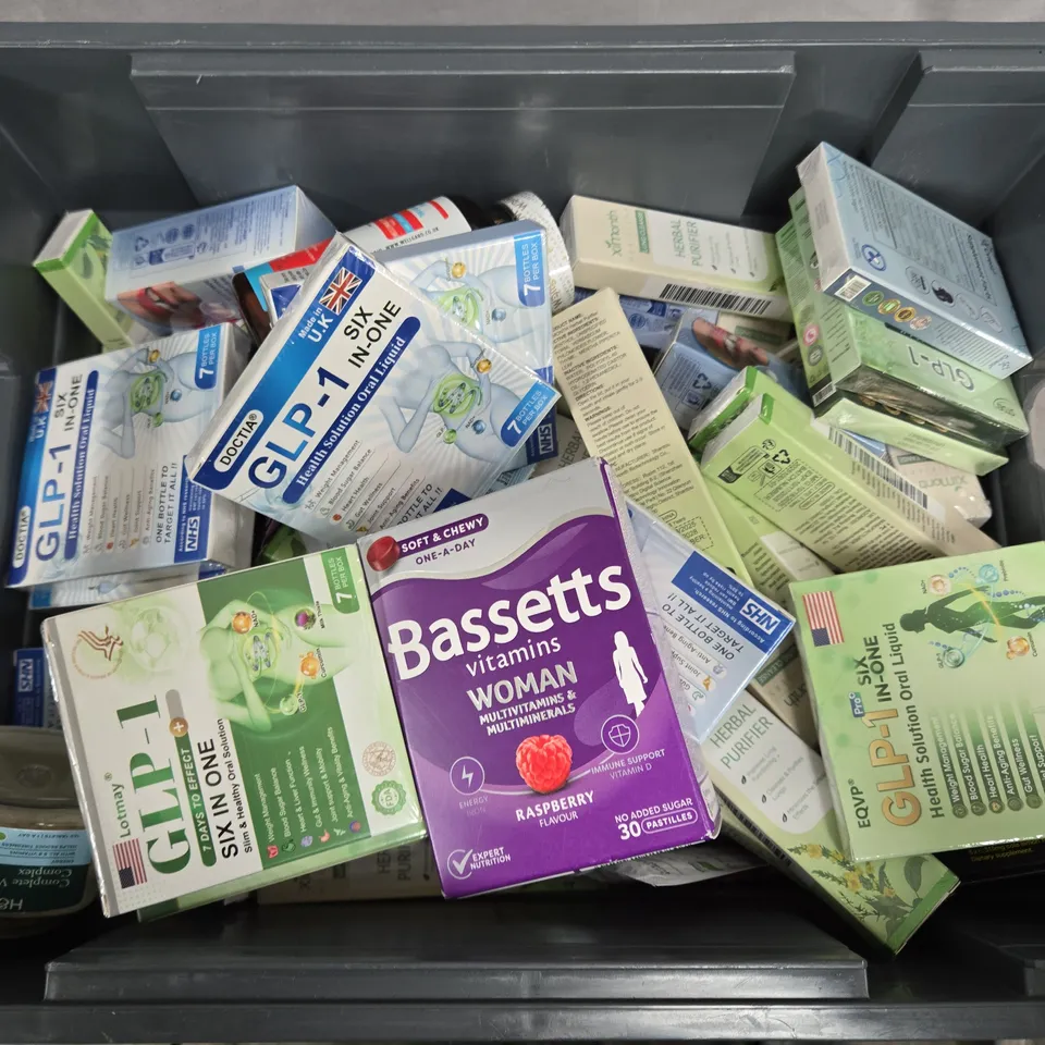 APPROXIMATELY 30 ASSORTED HEALTH & BEAUTY ITEMS TO INCLUDE BASSETTS VITAMINS, GLP-1 WEIGHT LOSS ORAL SOLUTION, HERBAL PURIFIER, ETC