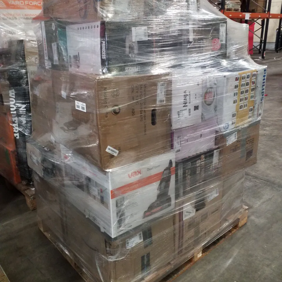 PALLET OF APPROXIMATELY 39 UNPROCESSED RAW RETURN HOUSEHOLD AND ELECTRICAL GOODS TO INCLUDE;