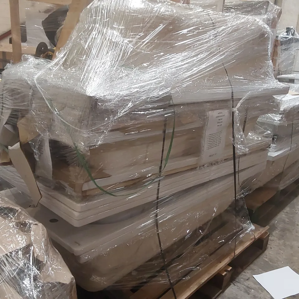 PALLET CONTAINING APPROXIMATELY 9x DESIGNER HEAVY DUTY ANTI-SLIP STEEL BATH TUBS