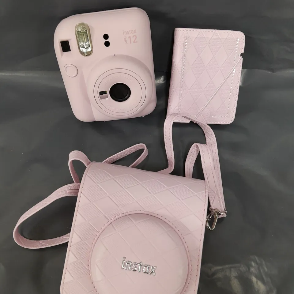 BOXED FUJIFILM INSTAX MINI 12 INSTANT CAMERA - PINK 