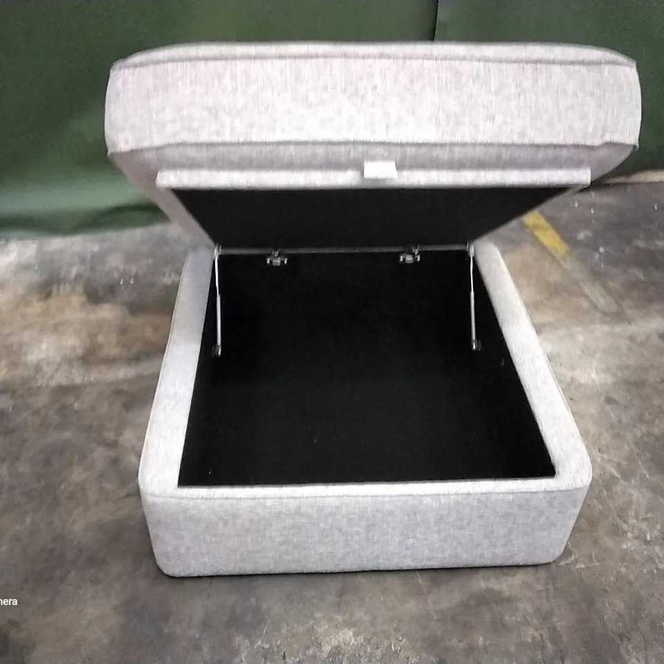 QUALITY DESIGNER LARGE SQUARE DESIGNER FOOT STOOL