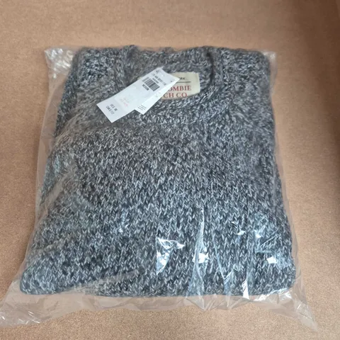 BAGGED Cable Crew Sweater IN DARK GREY - MEDIUM