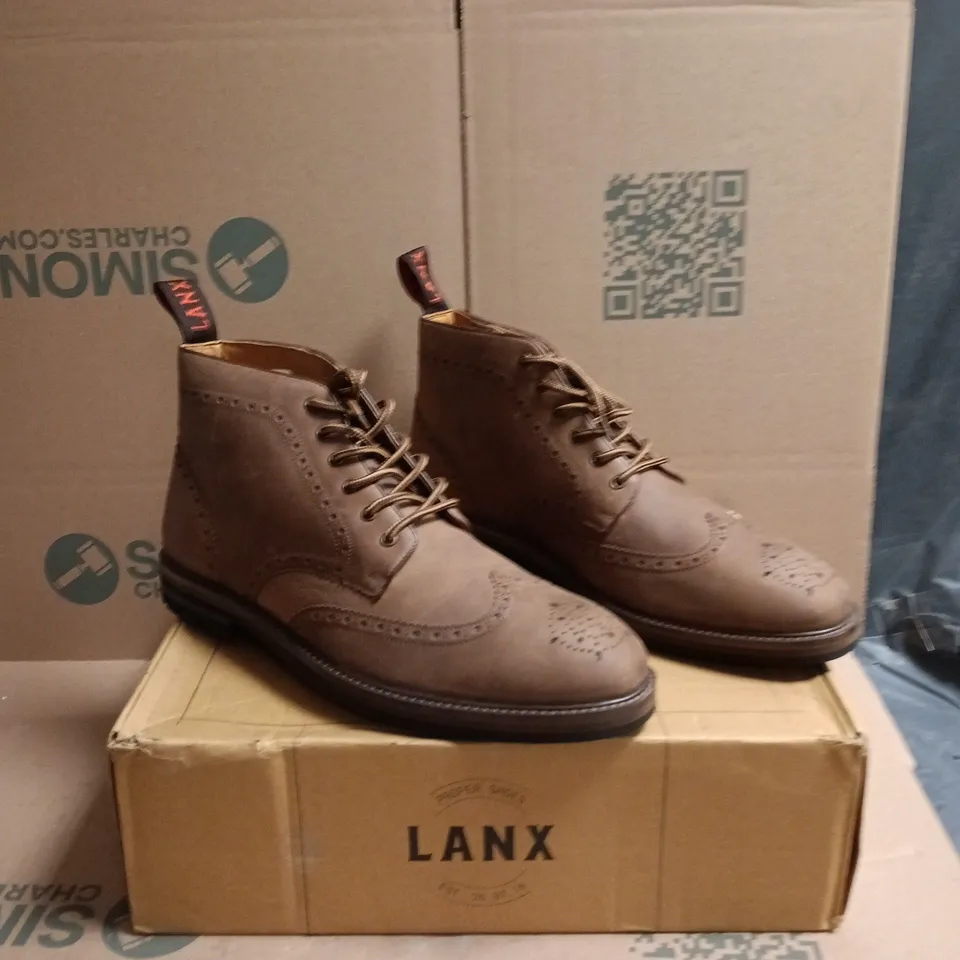 LANX BAYLEY ACACIA DISTRESSED BOOTS – UK 13 (EU 47 / US 14)
