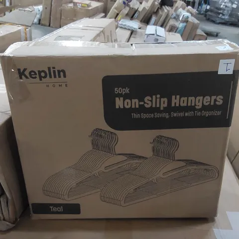 BOXED KEPLIN HOME 50PK NON-SLIP HANGERS