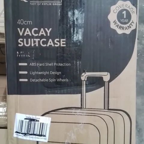 BOXED LUGG VACAY SUITCASE