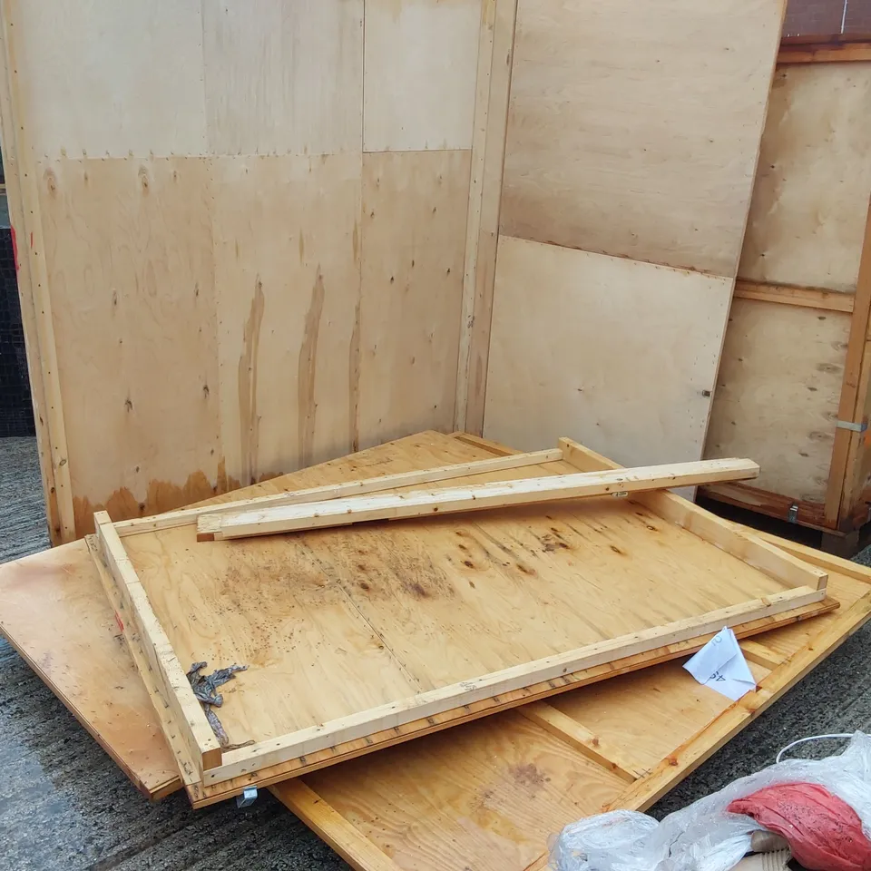  WOODEN SHIPPING CRATE CARCASS/PARTS