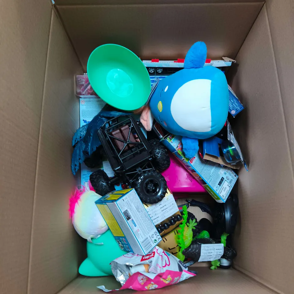 BOX OF APPROXIMATELY 12 ASSORTED TOYS INCLUDING DISNEY STITCH GOES WILD AND BUZZ LIGHT YEAR TOY FIGURE