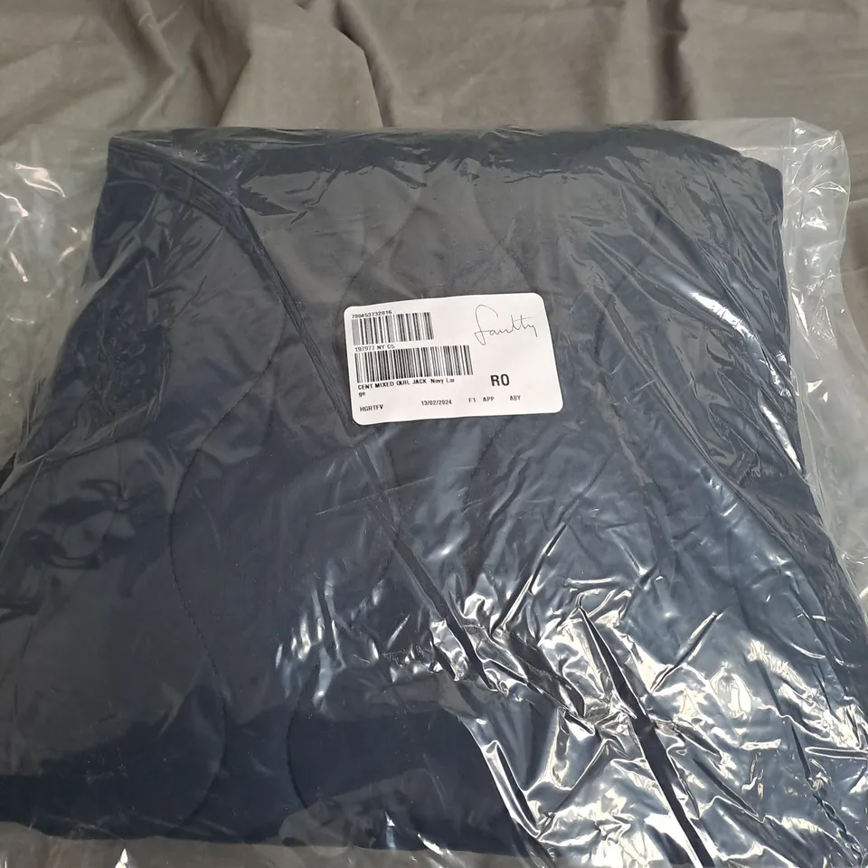 CENT GRADE ZIP QUILTED COAT SIZE LARGE