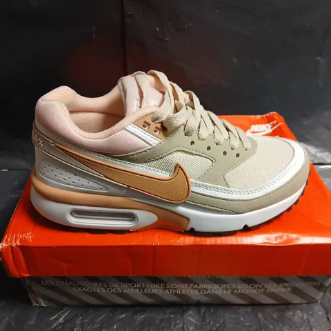 BOXED PAIR OF NIKE AIR MAX BW OG WOMEN'S SNEAKERS – BEIGE/TAN, UK 3.5 (US 5.5)
