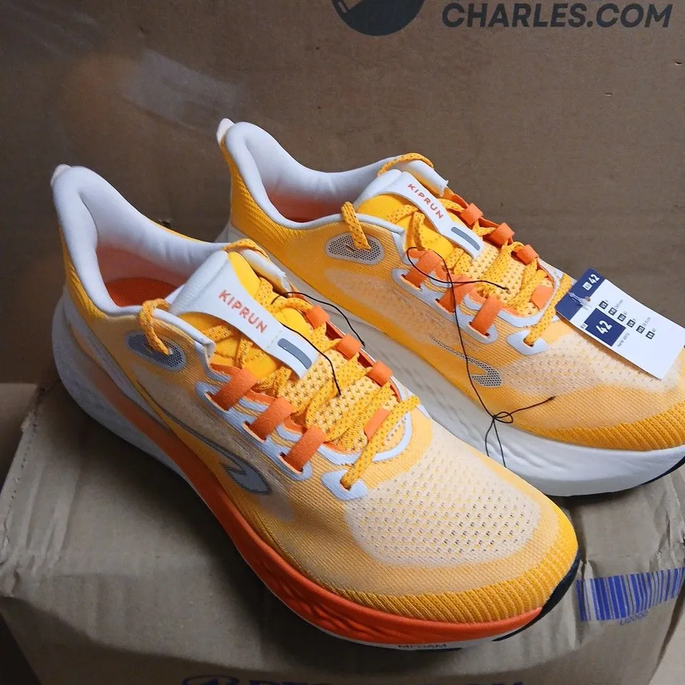 PAIR OF KIPRUN RUNNING SHOES – YELLOW/ORANGE, UK 8