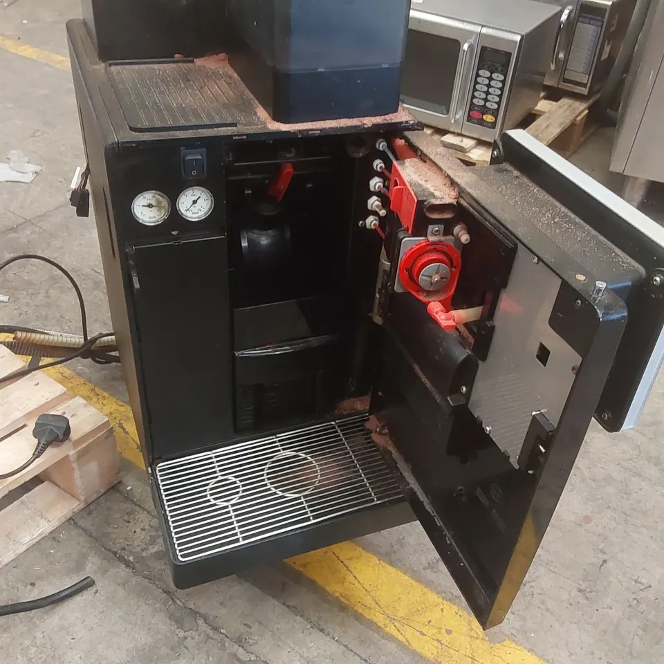 FRANKE A600 COMMERCIAL COFFEE MACHINE