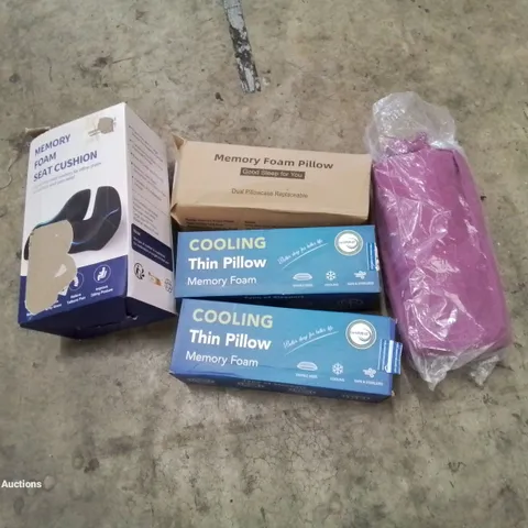 PALLET OF ASSORTED BEDROOM AND COMFORT BASED PRODUCTS TO INCLUDE; PILLOWS, SUPPORT SEAT CUSHIONS AND SIMILARLY RELATED GOODS