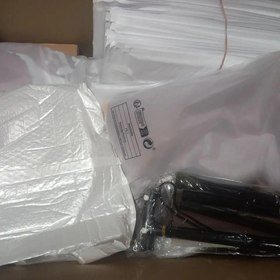 BOX OF APPROXIMATELY 20 ASSORTED HOUSEHOLD ITEMS TO INCLUDE METAL FOLDING CANE, EXCLUDING DRAUGHT TAPE, MICROFIBRE PILLOW PAIR, ETC