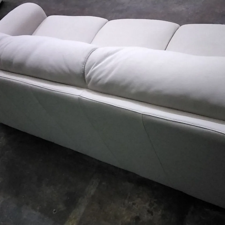 QUALITY ITALIAN DESIGNER ONTARIO 3 SEATER SOFA IN WHITE LEATHER 