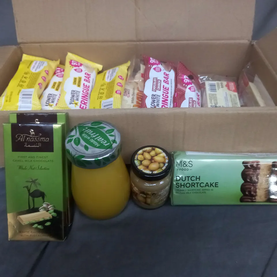 APPROXIMATELY 25 ASSORTED FOOD AND BEVERAGE PRODUCTS TO INCLUDE FLOWER & WHITE LEMON, CHOCOLATE AND ORANGE MERINGUE BARS, DUTCH SHORTCAKE, AL NASSMA CHOCOLATE BARS
