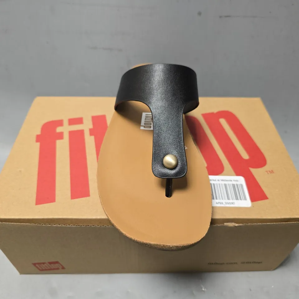 BOXED FITFLOP IQUSHION LEATHER TOE POST SANDAL - UK 4 