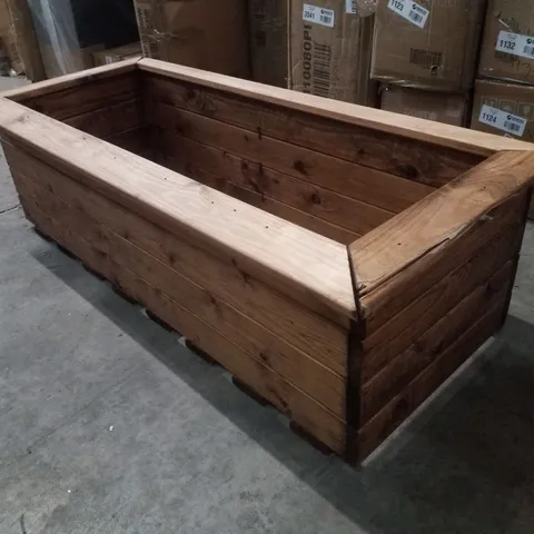 RECTANGULAR WOODEN PLANTER