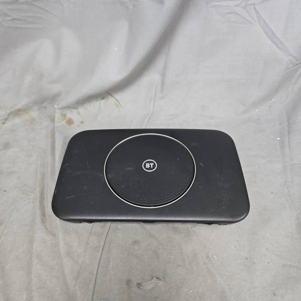 BT HOME HUB WIRELESS ROUTER – BLACK (WAN & ETHERNET PORTS VISIBLE)