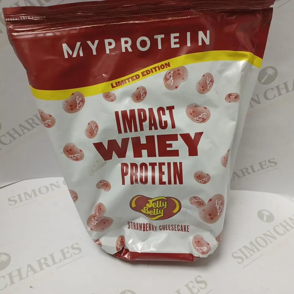 MYPROTEIN LIMITED EDITION IMPACT WHEY PROTEIN JELLY BELLY STRAWBERRY CHEESECAKE (1kg)