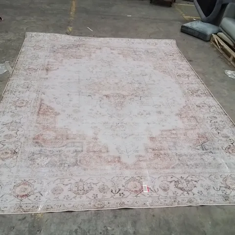 QUALITY DESIGNER AREA RUG - APPROXIMATELY 370X240CM