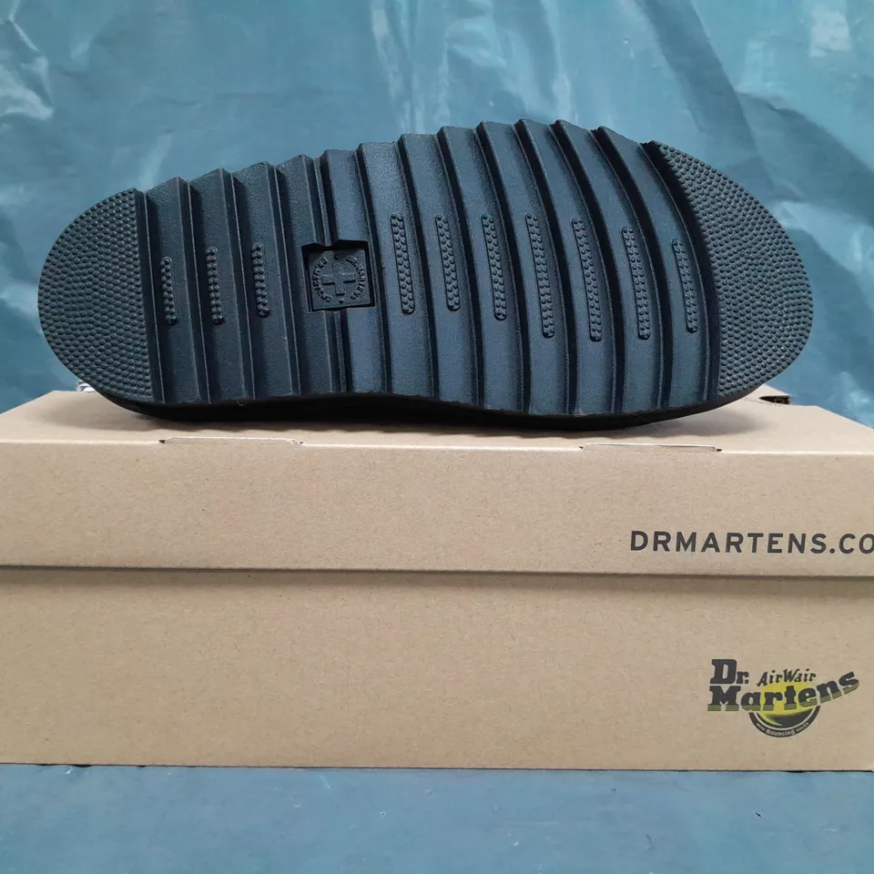 BOXED PAIR OF DR MARTENS NARTILLA SANDALS IN DARK BROWN SIZE UK 7