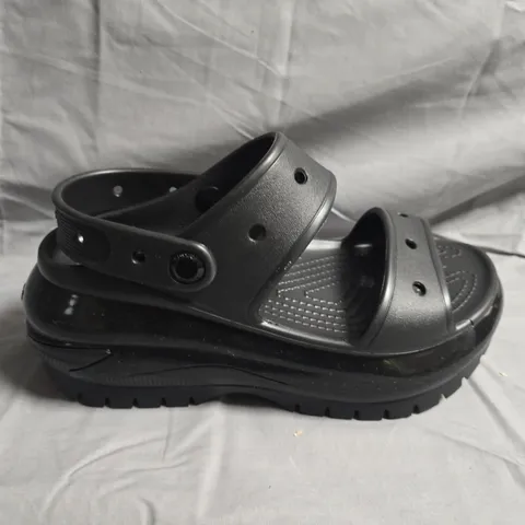 PAIR OF CROC MEGA CRUSH SANDALS - UK SIZE M4/ W5