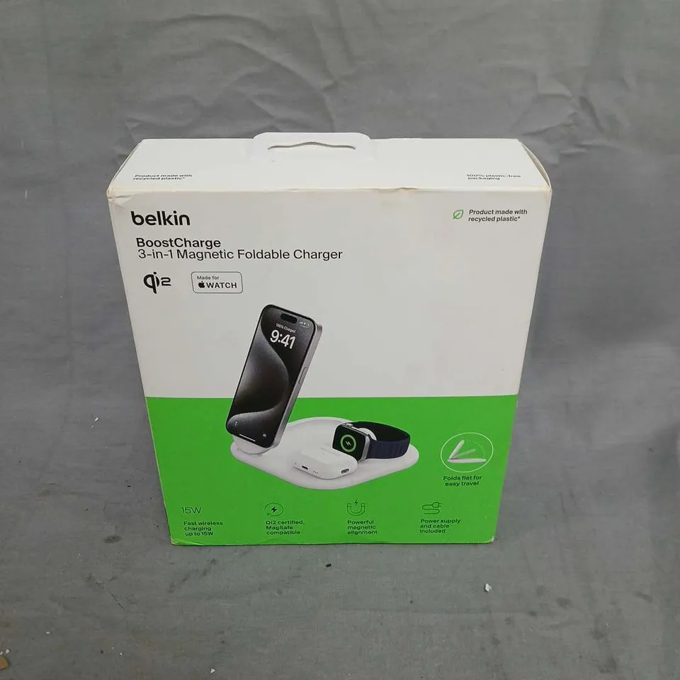 BELKIN BOOSTCHARGE 3-IN-1 MAGNETIC FOLDABLE CHARGER – BOXED
