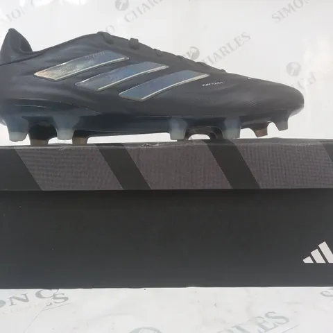 BOXED PAIR OF ADIDAS COPA PURE 2 ELITE FOOTBALL BOOTS IN BLACK UK SIZE 9.5